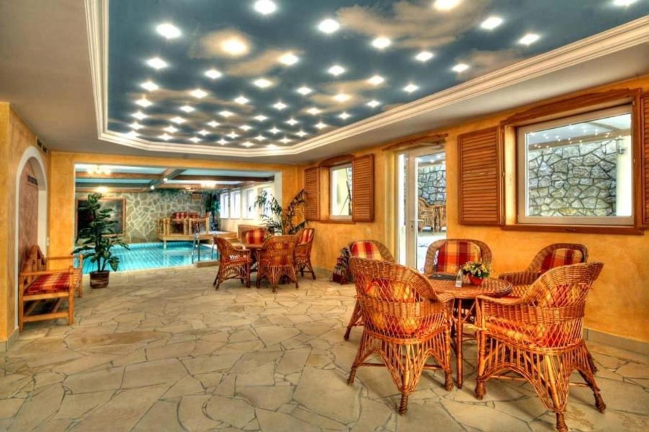 Medici & Restaurant 4*